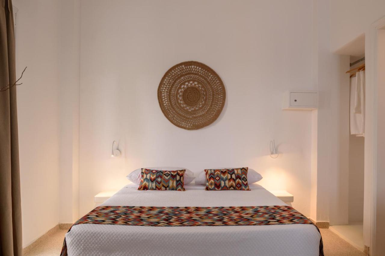 Cal Day Rooms Santorini Perissa  Buitenkant foto