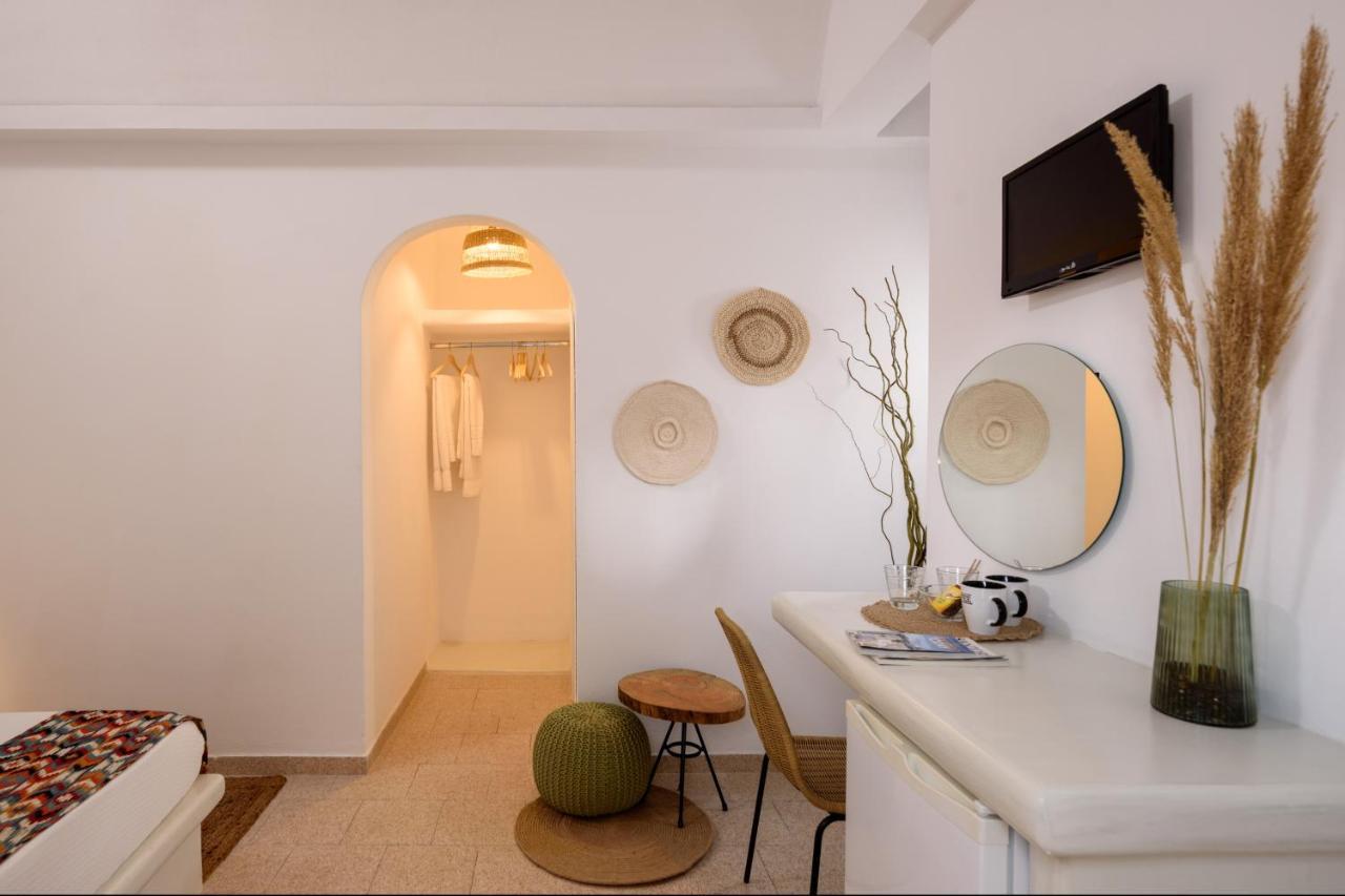 Cal Day Rooms Santorini Perissa  Buitenkant foto