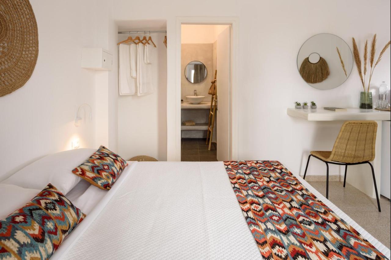 Cal Day Rooms Santorini Perissa  Buitenkant foto