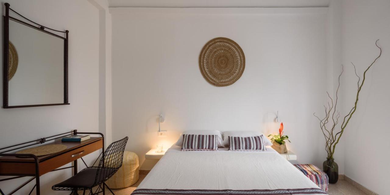 Cal Day Rooms Santorini Perissa  Buitenkant foto